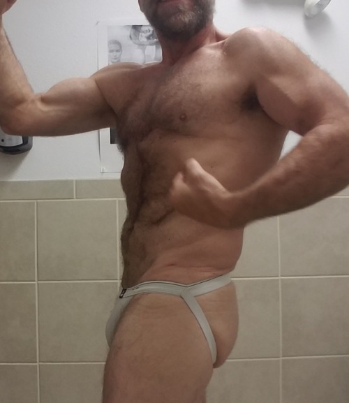 muscledad516: I made it to the gym today, though still not feeling 100%, glad I did, felt good after