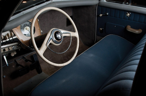 packardbaker: carinteriors:1948 Tucker SedanMinimalism