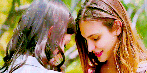 juliantinadaily:Top 10 Juliantina Moments as Voted by Our Followers - Juliana teaching Valentina how