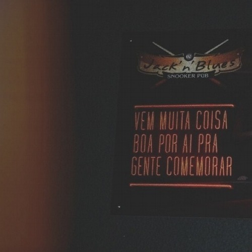 Se precisa ser no mínimo Deus pra me julgar.