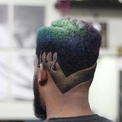 dabeatnik:  theflagburner:  Black barbers