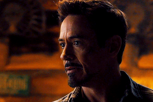 Make Me Choose: Carol Danvers Or Tony Stark?