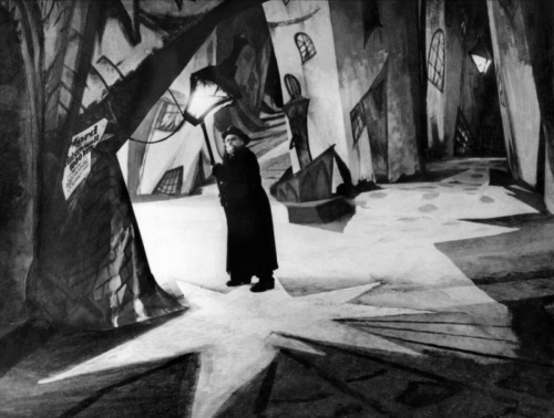 alfiusdebux:Das Cabinet des Dr. Caligari (Robert Wiene, 1920)