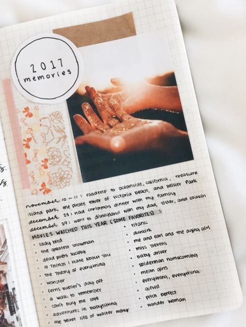 kaylareads:made a 2017 memories page in my bullet journal ✨