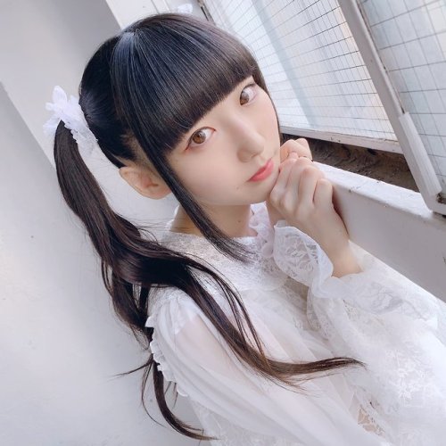 aimmmh2: twitter.com/she_is_lie
