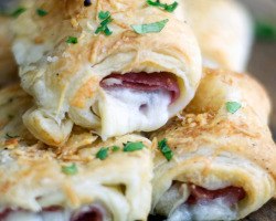 lustingfood:  Salami and Provolone Puff Pastry