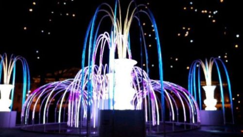 Новогодних световых питерских фонтанов всем! #stpetersburg #saintpetersburg #petersburg #russia #rus