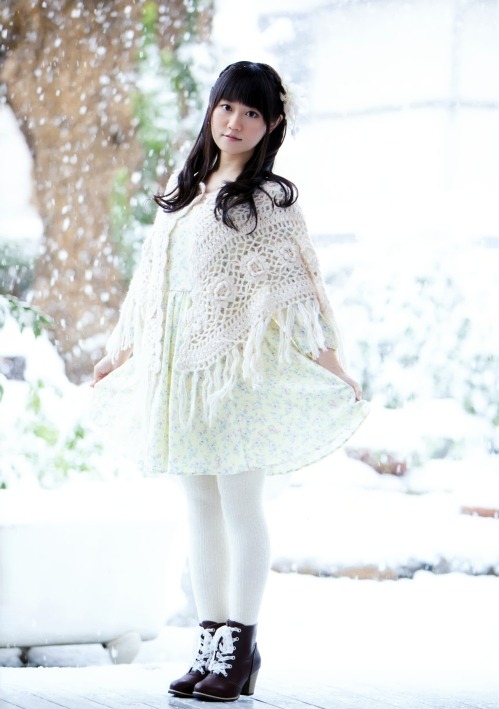 animage:  小倉唯