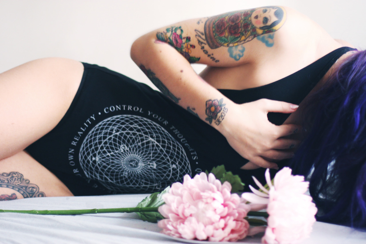 wildfoxwithowleyes:  http://www.deadlvngtrends.com/product/circle-of-life-bodysuit