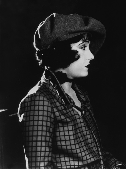 maudelynn:Gloria Swanson in The Hummingbird c.1924 from my collection 