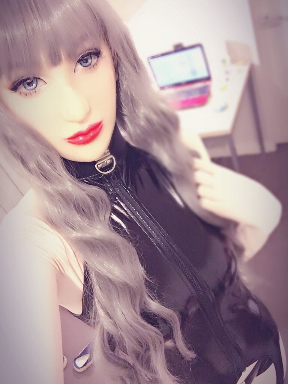 femalemask:  Appreciate other side of me