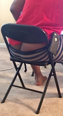 1hansumbrutha:He needs 2 b sittin on my 👅 &amp; 🍆 fr!!!!