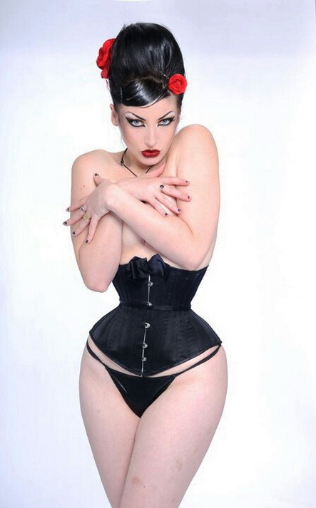 corset-fetish:  Corset FetishCorsets on Twitter