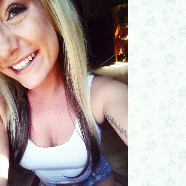 the203alphafemale:  I can’t believe I made it this far, on my way with a smile