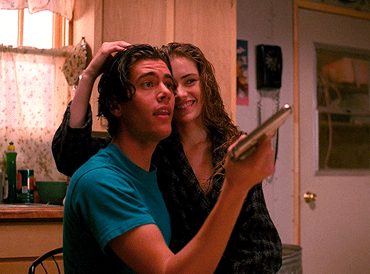 lynchead: Bobby Briggs &amp; Shelly Johnson 💘 | TWIN PEAKS - 1.06 (1990)   