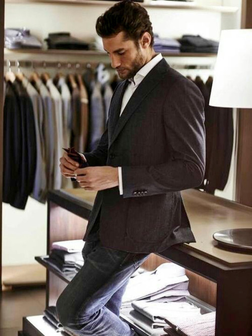 sexymaninsuits:  http://sexymanincartoon.tumblr.comhttp://sexymencowboy.tumblr.comhttp://sexymaninsuits.tumblr.comhttp://sexymanwithglasses.tumblr.comhttp://everythingthatexcitesme.tumblr.comhttp://maninvideo.tumblr.com
