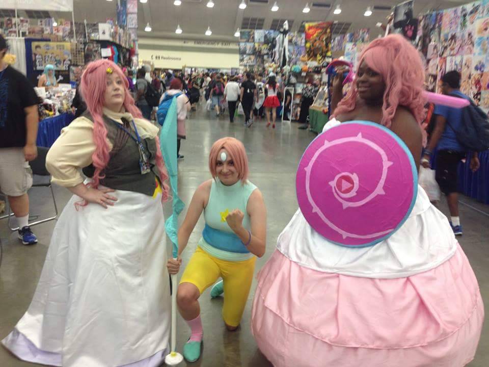 harajukuchic: Sometimes u can Slay a cosplay despite your color,size, and gender.