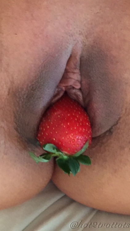 hottotrottots:  Nothing like a sweet strawberry and my sweet pussy juice all in one. Taste so good. Ladies this is a must do for your man or gentlemen make your girl do this. The after taste in the pussy is delicious for hours…