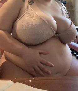 Porn photo thiccchick:oh hi! i just absolutely stuffed