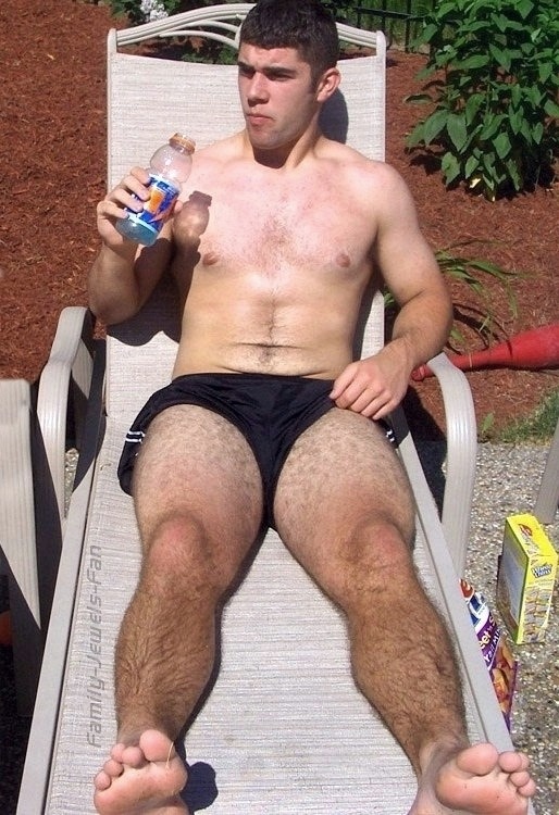 family-jewels-fan-2:  perfect, breathless, THIGHS !!!!!!!!!