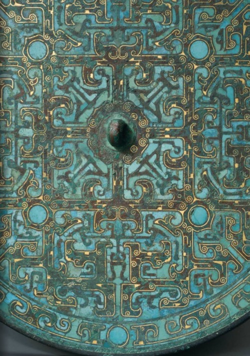 Ancient chinese bronze mirror inlaid with gold and kallaite. Warring States Period(BC475-BC221). sou