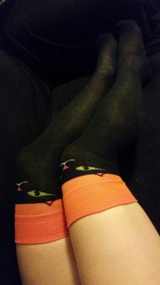 dirtynerdyfloridagirl:  It’s cooling down and that means adorable socks!