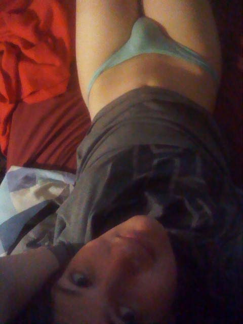 sexyspligitmoose: I’m supposed to be studying today, but its 11:30am and I’m still in be