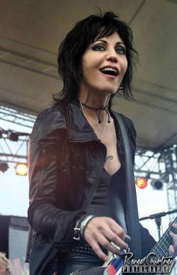 alienfatone:  Joan Jett at Mountainfest 2013. 