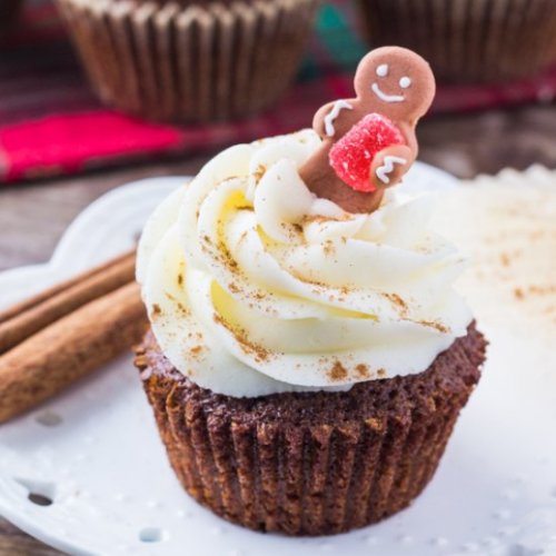 joyofcake:Gingerbread Cupcakes - Spiced gingerbread cupcakes that are moist, fluffy & filled wit
