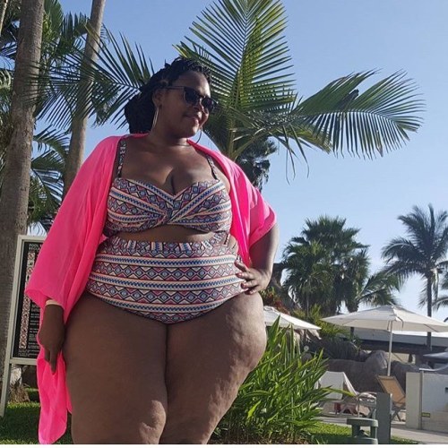 bigbeautifulblackgirls: @kesh920 Sexy in #Mexico 🔸🔸🔸 @soulsociety and @bbbgirls4ever are shaking things up a bit with our 24 hour collab series. We want to see amazing photos of big beautiful black girls traveling the world.  Use hashtag #bbbgsoultravel