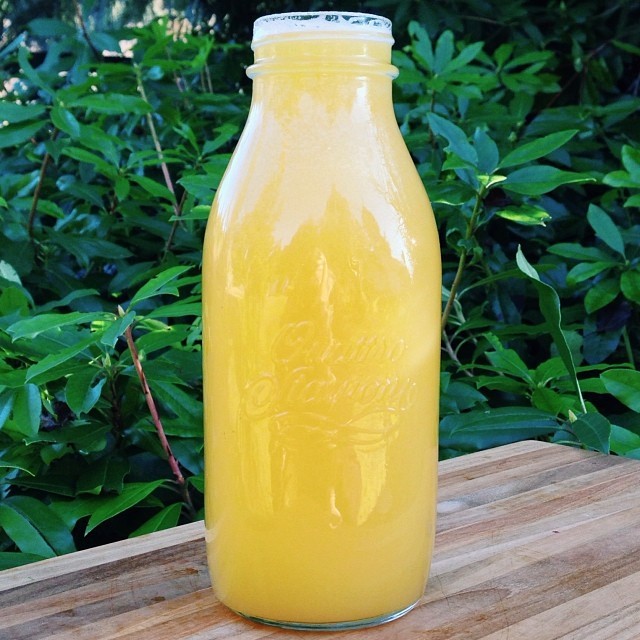 eat-to-thrive:  Sunshine-y juice!  This was a sweet combination… 1 ½ pineapples,