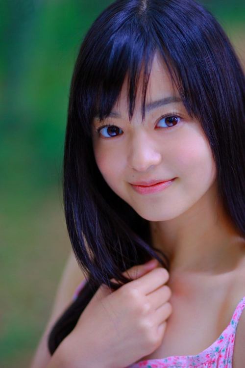 Kobayashi Ryoko (11 Aug. 1989), actress, model