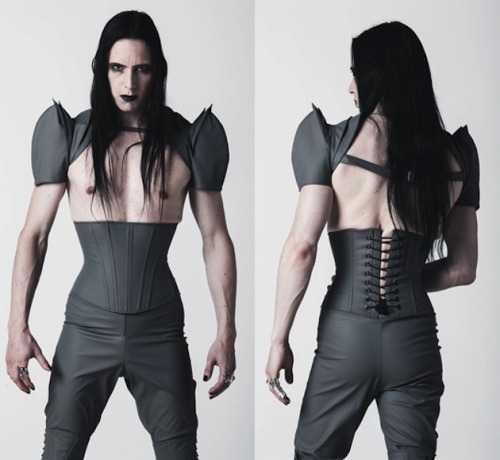 latexcatsuit:  Men’s PVC Corset and Shirt by Artifice Clothing / アーティフィス・クロージング、メンズ向けPVCコルセットなどをリリース