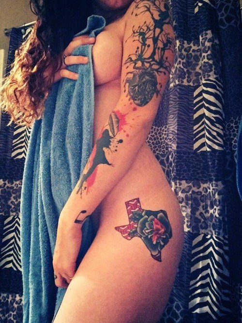 Love her Texas tattoo. porn pictures