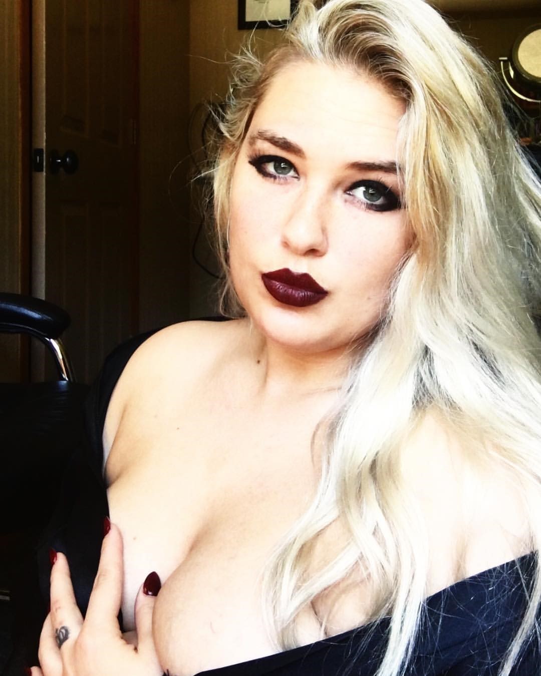 stephanie99bbw: JillImages: 76Looking: Men/CoupleOnline now:  Yes. Home page: CLICK