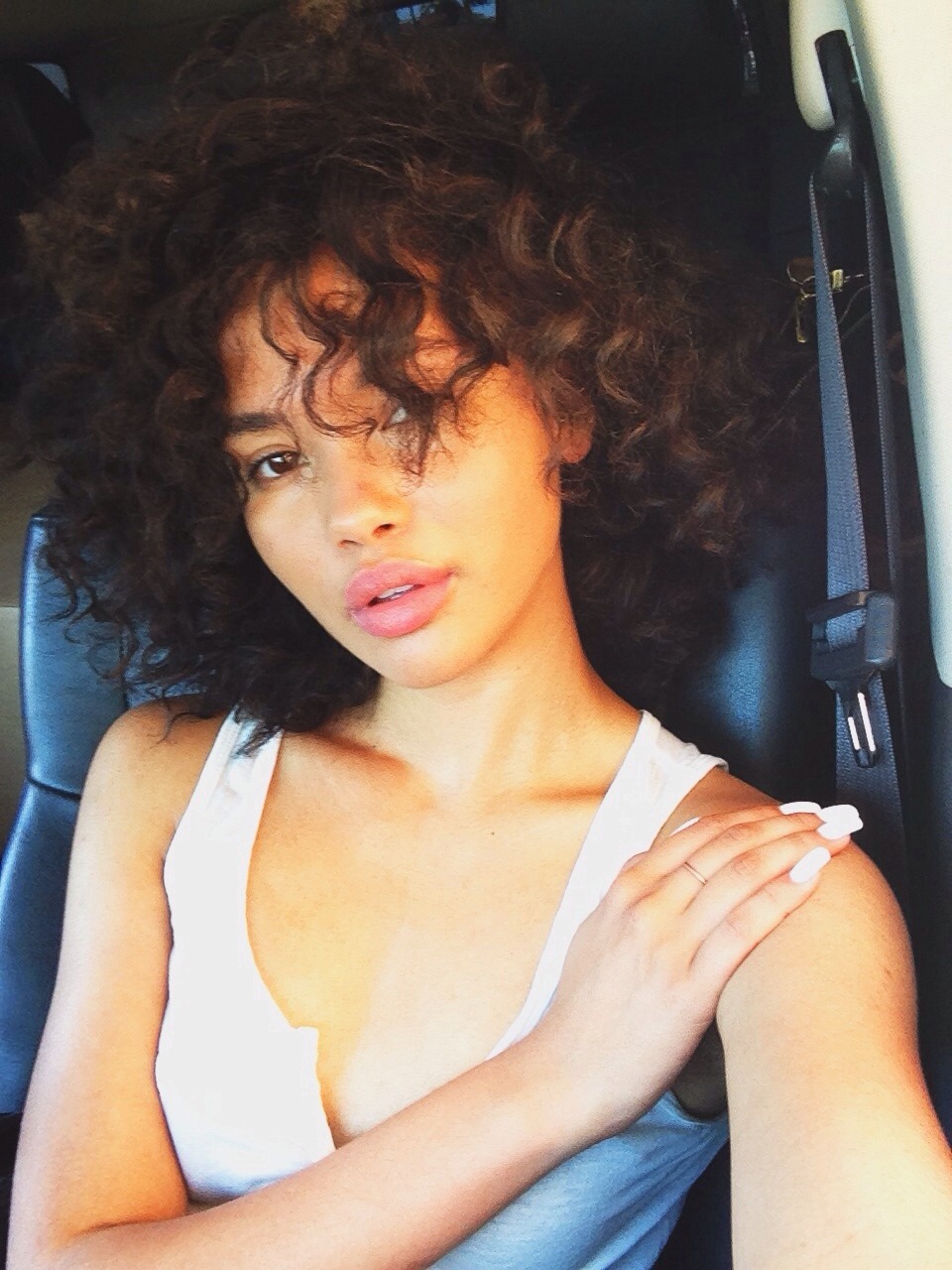 hoodbypussy:  snickerthedoodle:  ihatepicasso-deactivated2018092: Isabella Peschardt