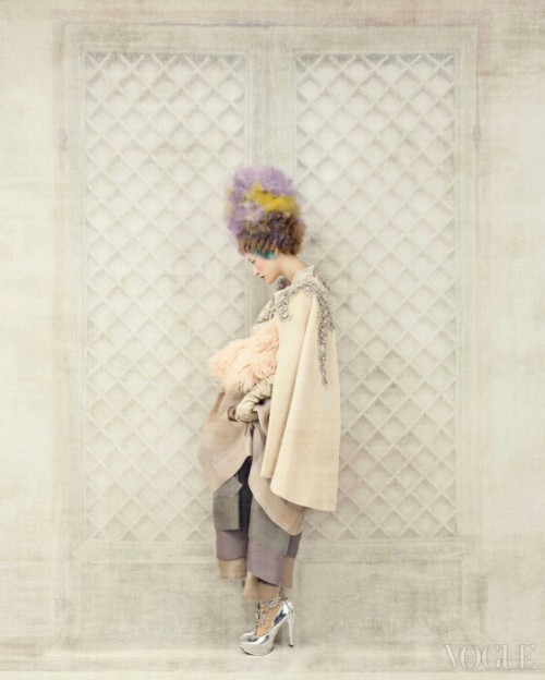 “Powdery Flower” Vogue Korea January 2014 by Koo Bohn Chang