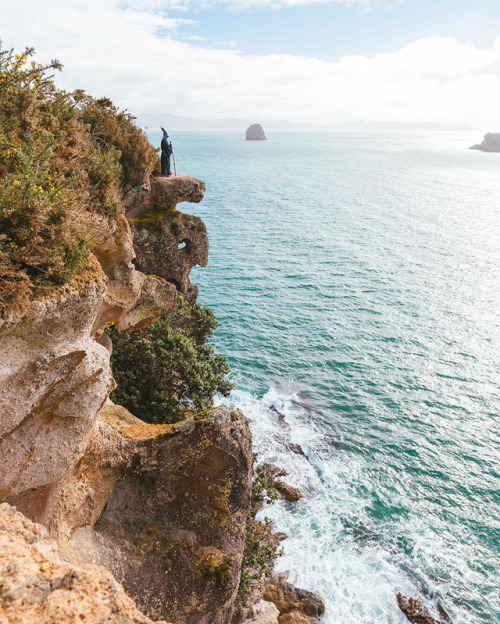 theadventurouslife4us: Photographer Akhil Suhas Travels Across New Zealand With Gandalf Costume Keep