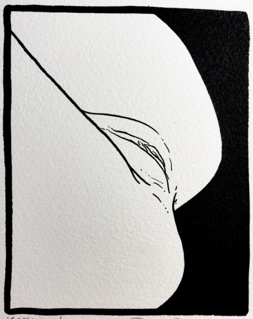 i-hate-the-beach: simplesexylines: Did some drawings of @i-hate-the-beach I was drawn so cool