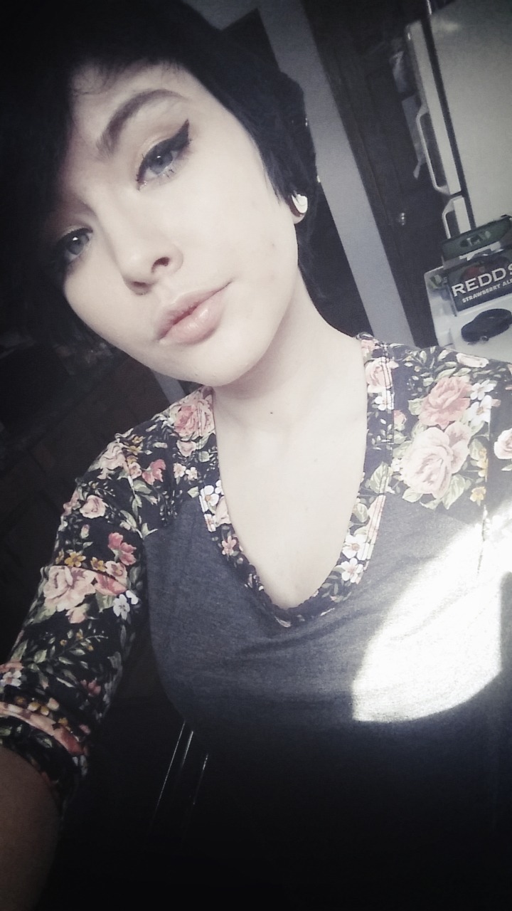 firedog09:rydenarmani:  its so sunny today!  Her lips always look a little dry. But