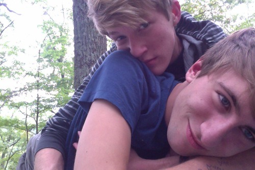 fuckyeahilovebeinggay:  This is what I call adult photos