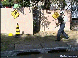 sizvideos:  Watch the video of this prank 