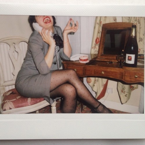 Miss @claradegobert #polaroid #costume #suit #pieddepoule #redlipstick #macaron #framboise shot by #