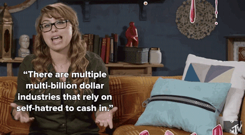 realgirlsgaming:micdotcom:Watch: Laci Green hit the nail so hard on the head it disappeared into the