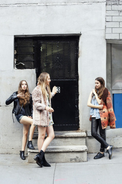 religion: alana haim’s legs