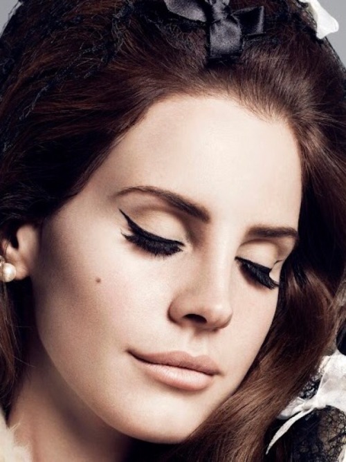 triptoyoursin:  “She just stabs my soul all the time and makes me just want to cry. I love how mysterious she is as well. And I love that she just puts a record out and that’s it.” - Adele on Lana Del Rey                  