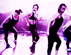gagaroyale:  Lady Gaga rehearsing for the iTunes Festival 