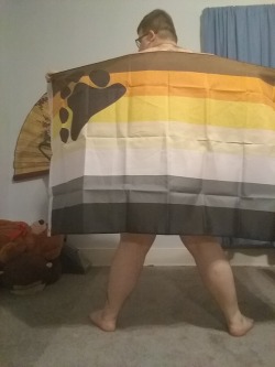 daspandabear:  Bought my first bear flag and wanted to share it with everyone :p