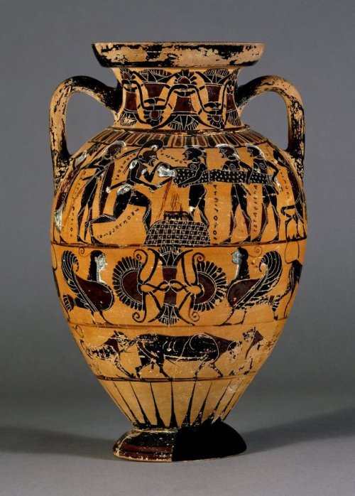 ancientpeoples:AmphoraAttica, Greece570BC-550BC (circa)Pottery: black-figured amphora showing the sa