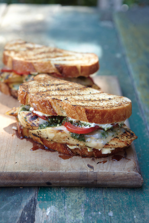 cars-food-life:  Grilled Chicken Sandwiches.
